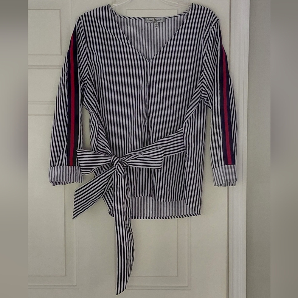 Crave Fame Red White Blue Stripe Preppy Classic Office July 4th Shirt.  Size L.